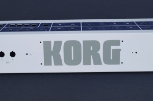 korg-polysix-metal-panel_18